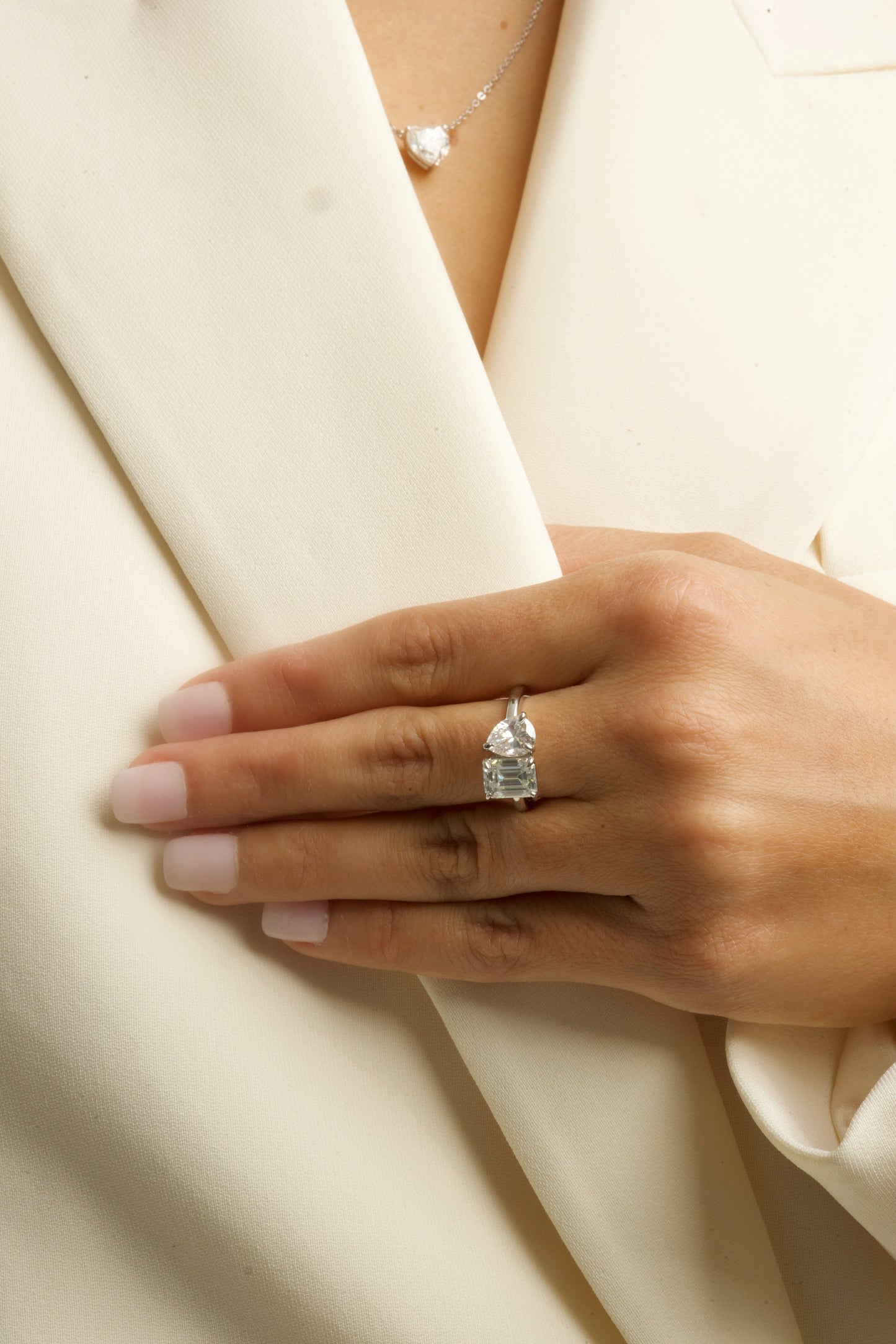 3.5CT Emerald & Pear Cut Toi et Moi Ring