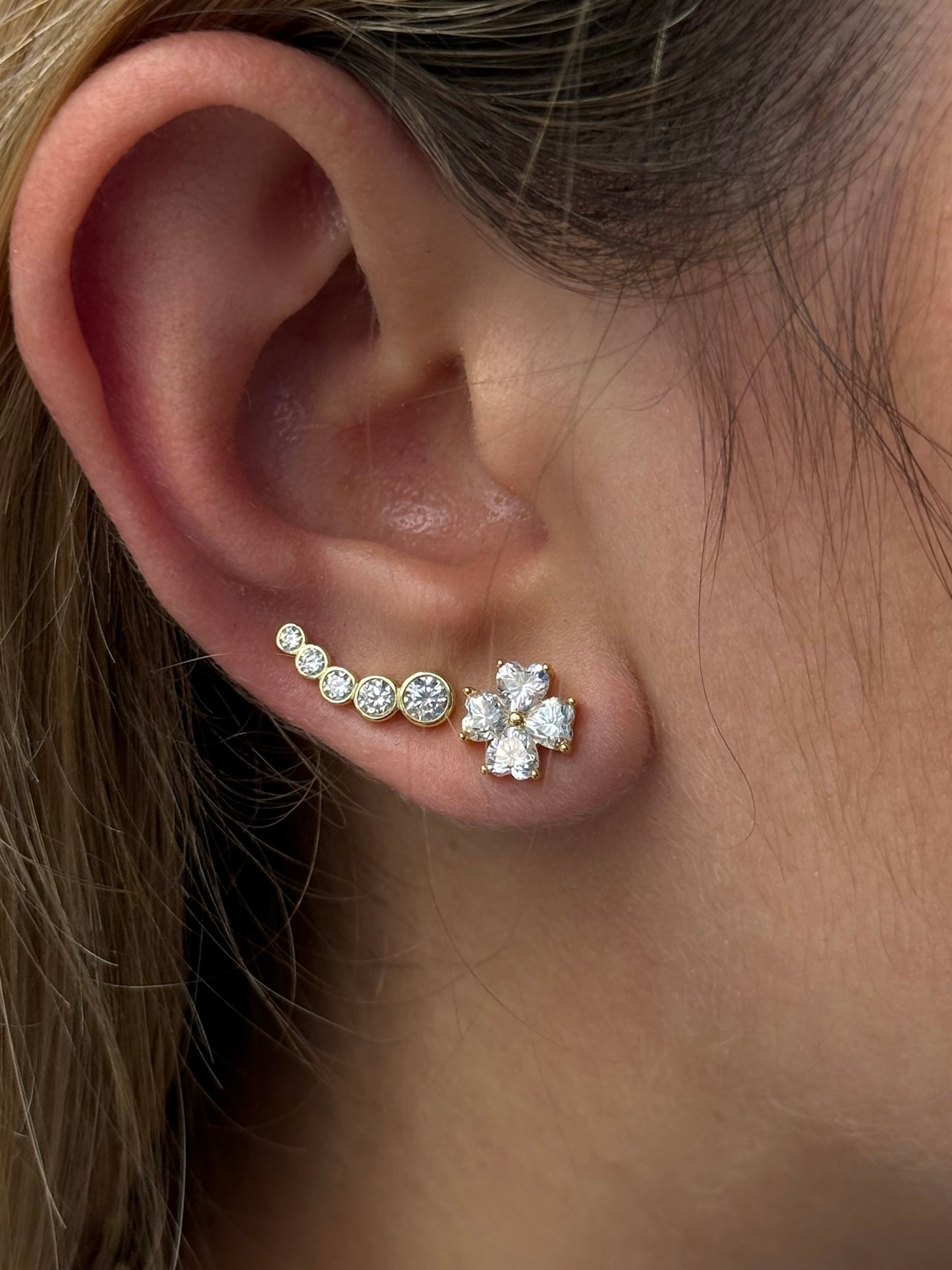 Heart-Cut Flower Stud Earrings