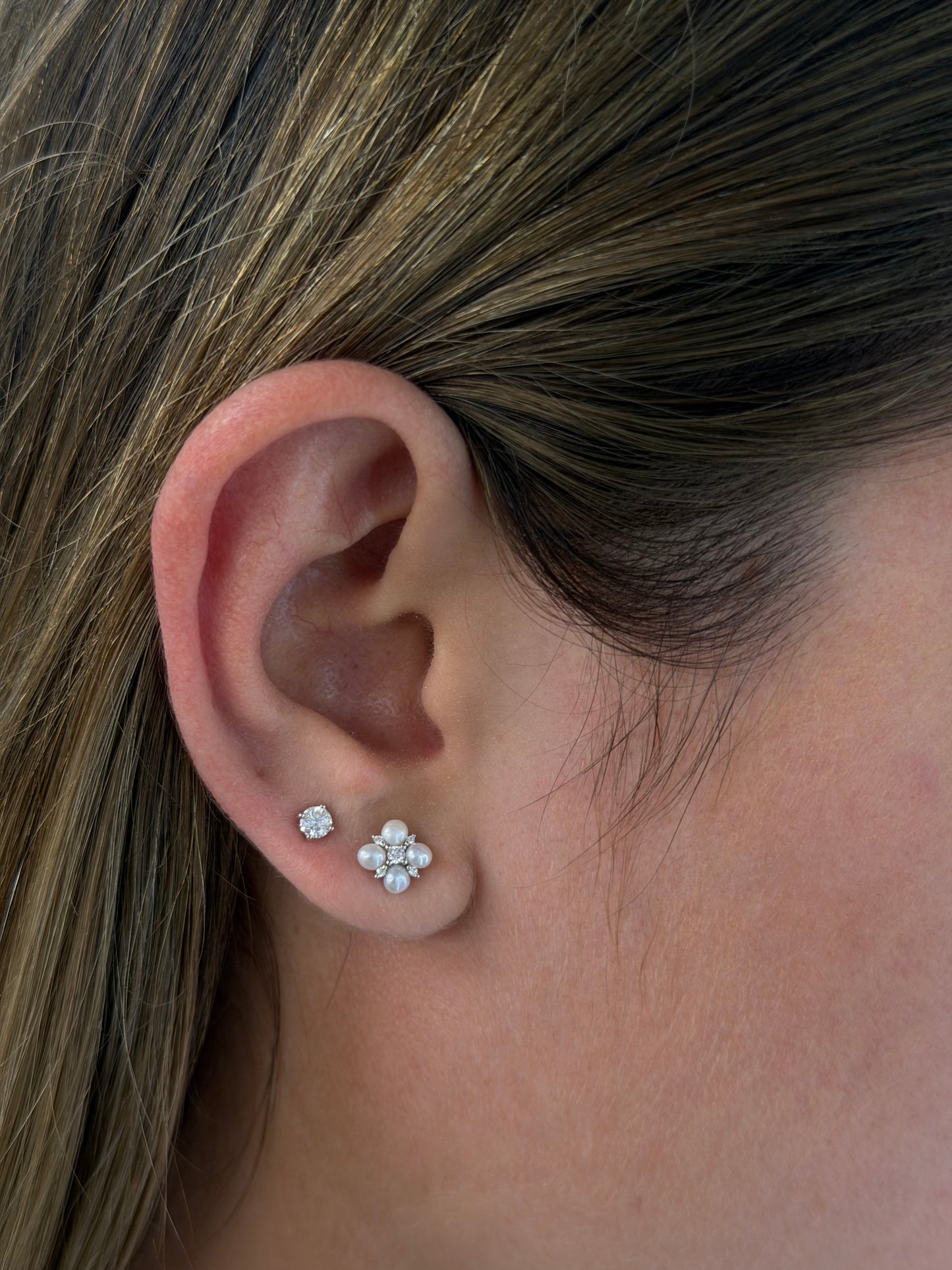 Pearl Flower Stud Earrings