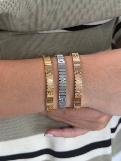Ribbed Flexible Bracelet