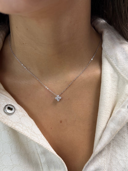 0.4CT Clover Necklace