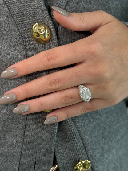 Pavé Signet ring