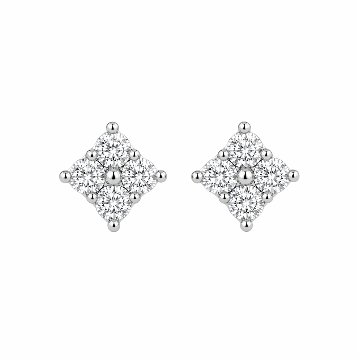 Mini clover stud earrings