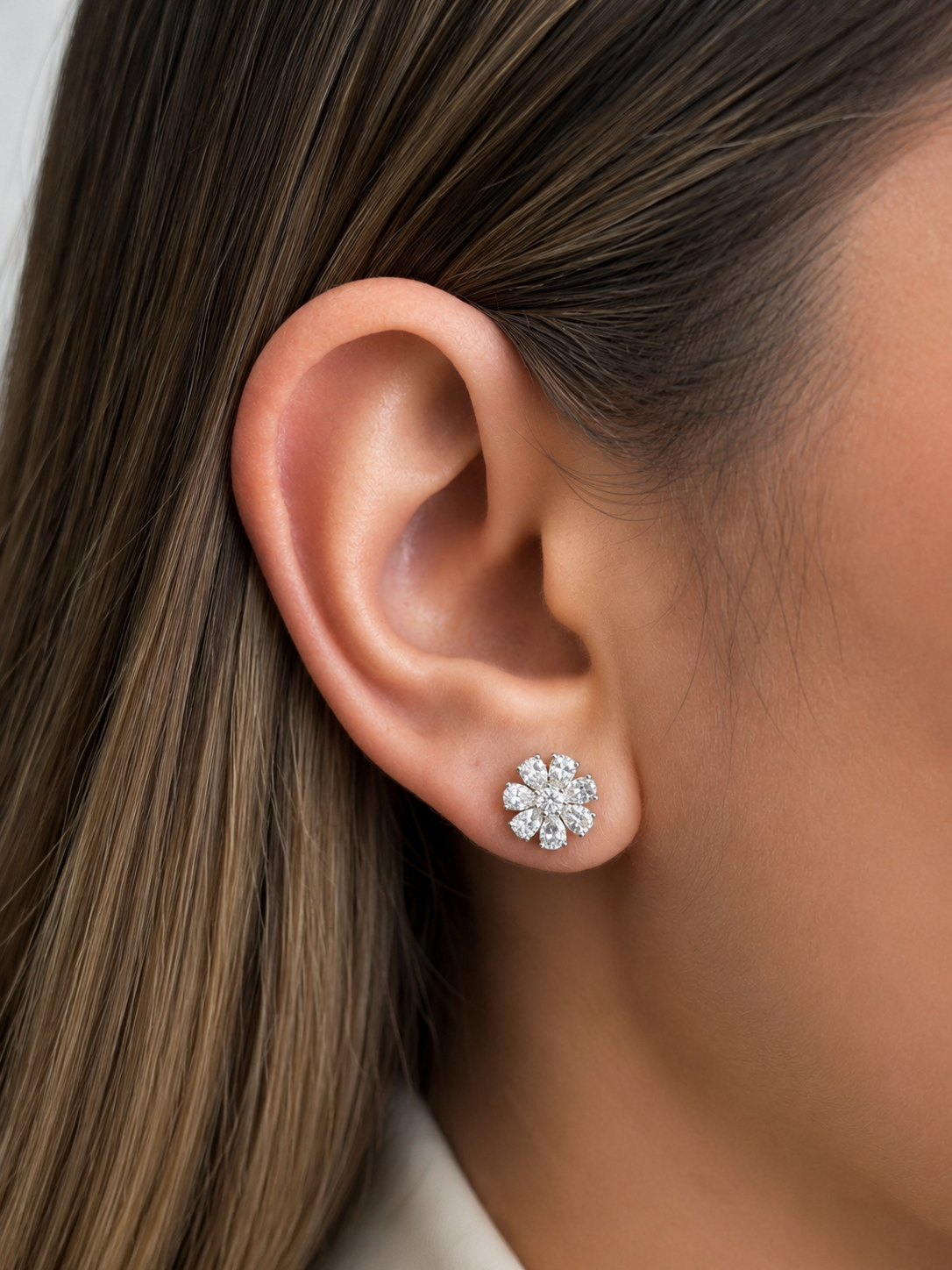 Petal Spark earrings
