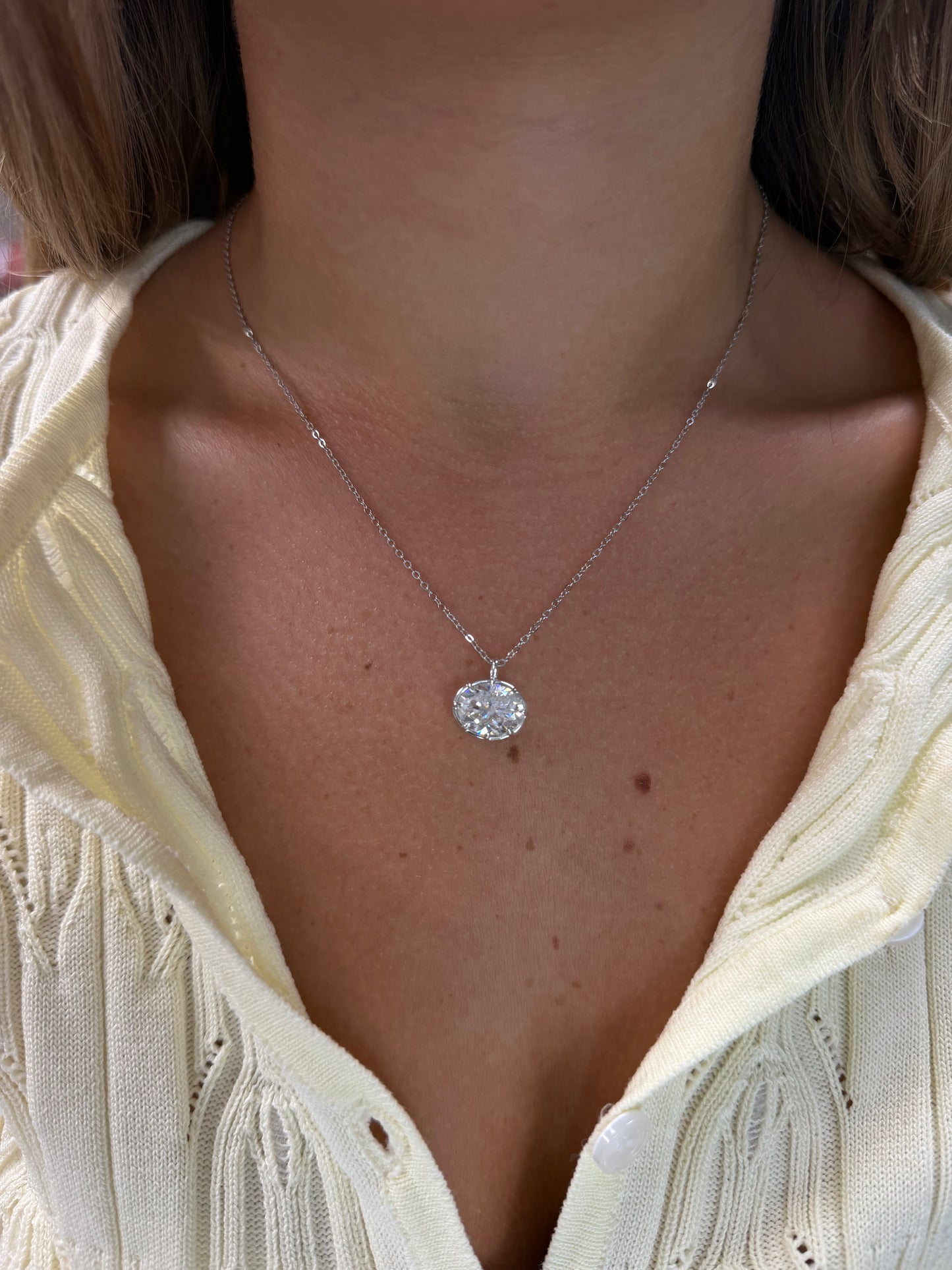 5CT Oval chain  Solitaire Necklace