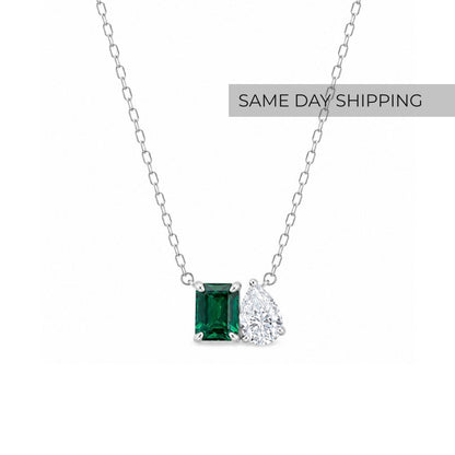 Emerald & Pear Toi et Moi Necklace