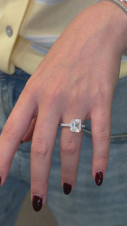 4ct emerald cut ring