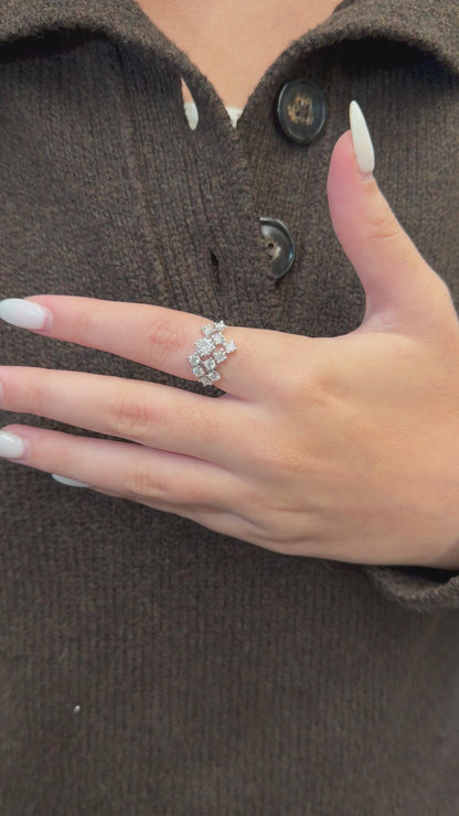 Statement Cluster Ring