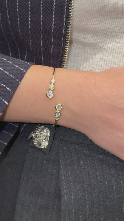 1.8 CTTW Open Bangle Bracelet