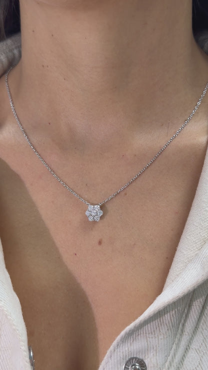 0.7CT Flower Pendant Necklace