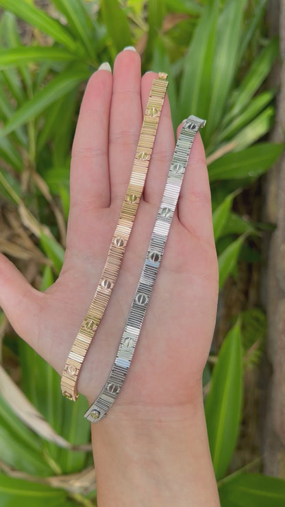 Ribbed Love Bracelet