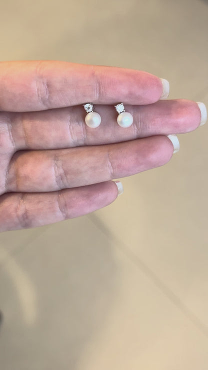 Pearl Mini Studs - Little Gems Collection