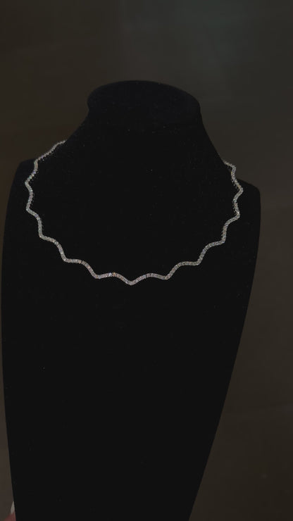 WAVY TENNIS NECKLACE