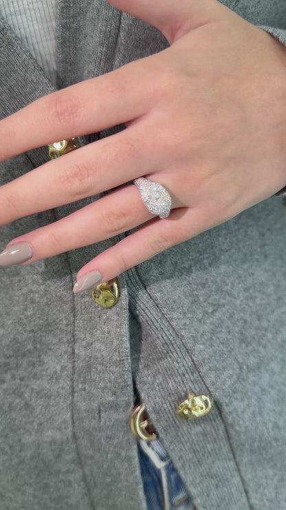 Pavé Signet ring
